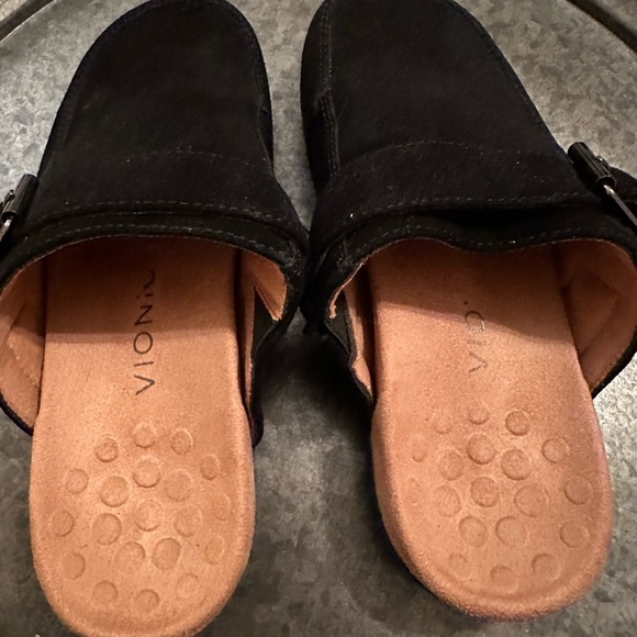 Vionic mules - Picture 3 of 5